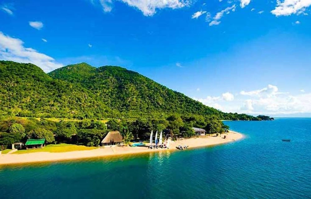 Lake Nyasa beach